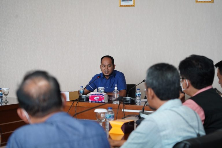 Dorong Percepatan Pembangunan, DPRD Kota Bogor Finalisasi Raperda Perizinan Tertentu