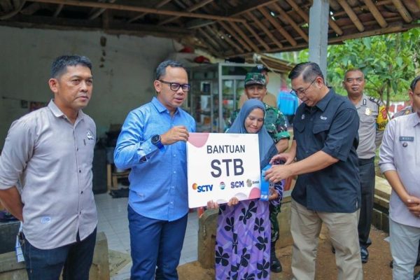 Warga Kota Bogor Dapat Bantuan Set Top Box