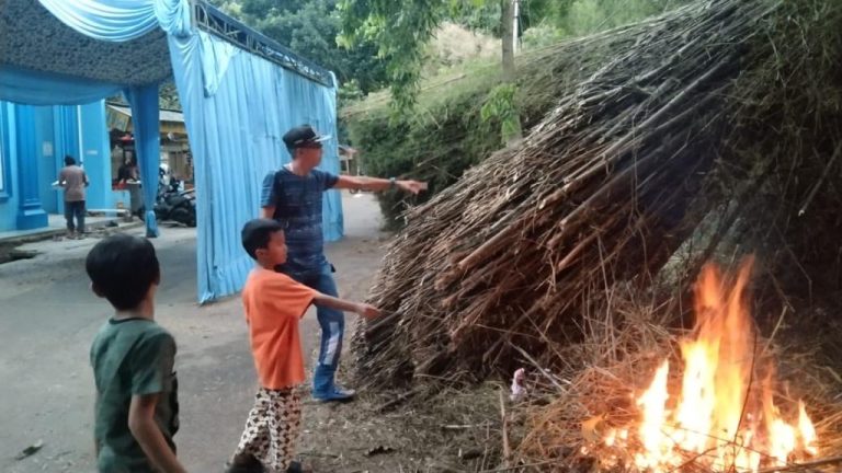 Penanganan Pasca Bencana Lamban, Ketua Komisi I Sambangi Lokasi Kejadian