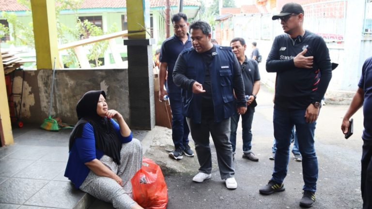 Demi Meningkatkan Pelayanan, Direksi Tirta Pakuan Susur Pipa di Kedung Badak