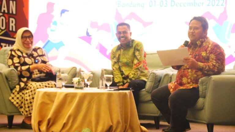 Rino Indira Gandeng Kepala Kejati Jabar Saat Kumpulkan Anak Buahnya di Bandung, Ini Tujuannya