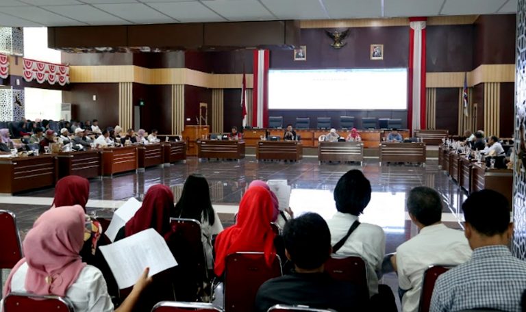 Perumusan Raperda Perlindungan Lansia, DPRD Kota Bogor Gelar Rapat Dengar Pendapat dengan Masyarakat