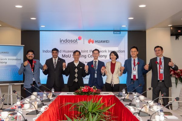 Indosat dan Huawei Tingkatkan Inovasi Bersama SRv6 untuk Dorong Transformasi Digital Indonesia