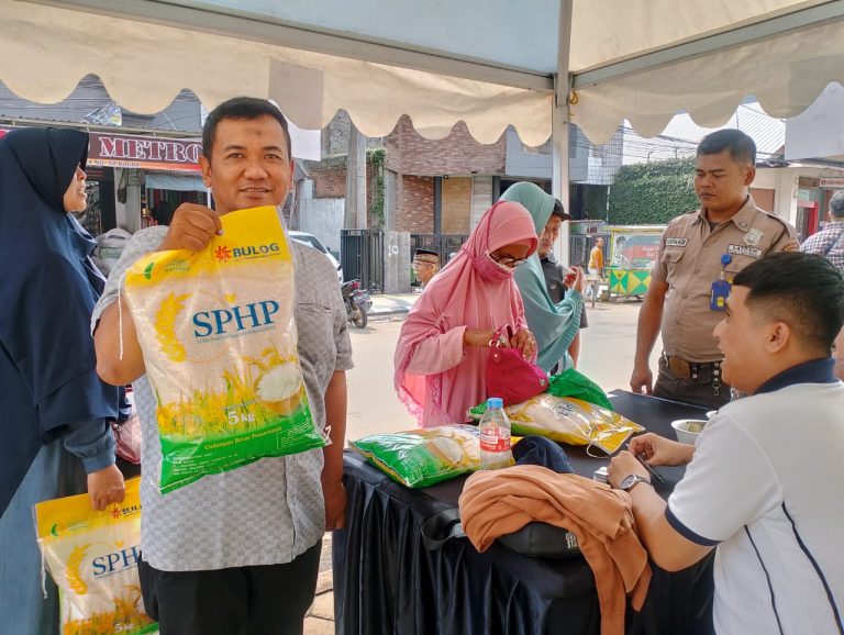 Bekerjasama dengan Bulog, PPJ Gelar Operasi Pasar