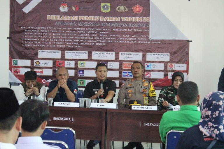 Muspika, PPK, Panwascam dan Partai Politik Gelar Deklarasi Pemilu Damai 2024