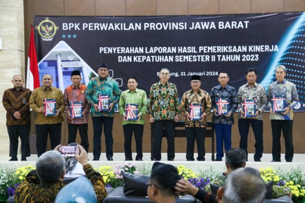 Terima LHP BPK 2023 Kota Bogor, DPRD Akan Kawal Perbaikan Sesuai Rekomendasi BPK
