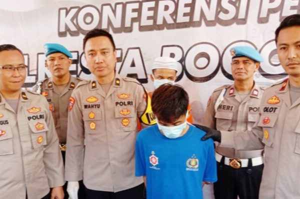 Ditolak untuk Rujuk, Suami Tusuk Istri dengan Obeng Dibagian Pipi, Leher dan Kepala