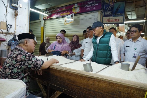 Didampingi Dirut PPJ, PJ Wali Kota Bogor Cek Stabilitasi Harga Pangan Jelang Idul Adha