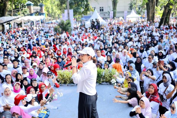 Ribuan Relawan Deklarasi, Dukung Rena Da Frina Jadi Wali Kota Bogor