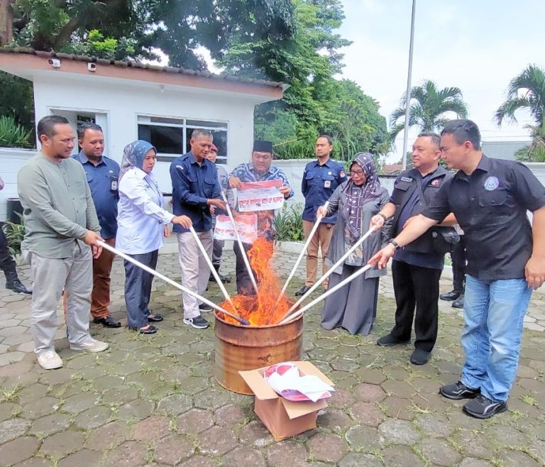KPU Kota Bogor Musnahkan Surat Suara Rusak untuk Pilgub Jabar dan Pilwalkot Bogor