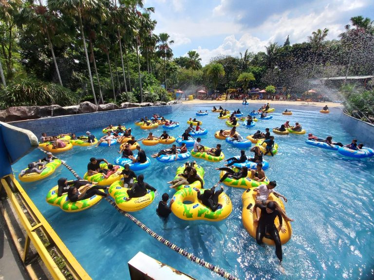 Libur Nataru, Tiket Masuk The Jungle Cuma 99 Ribu