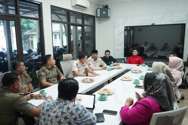 Komisi I DPRD Datangi Satpol PP Bahas Masalah Perizinan di Kota Bogor