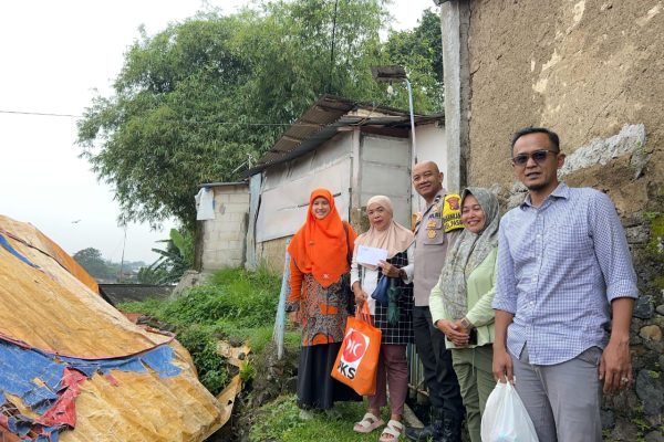 Mulyani, Anggota DPRD dari PKS Perjuangkan BSTT Untuk Korban Bencana di Pasir Jaya