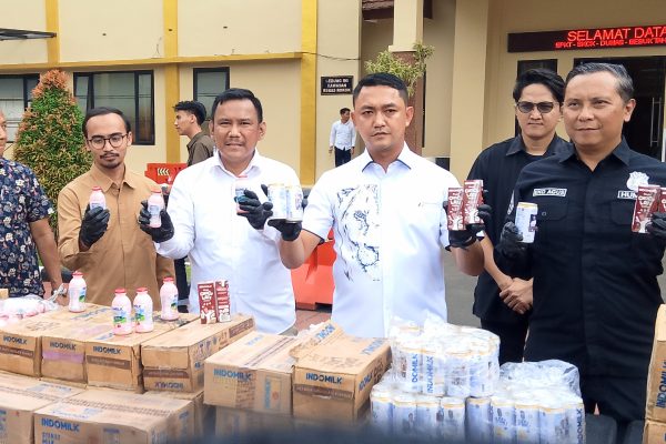 Polisi Bongkar Peredaran Susu Kadaluwarsa, Pelaku dan Pemilik Diringkus