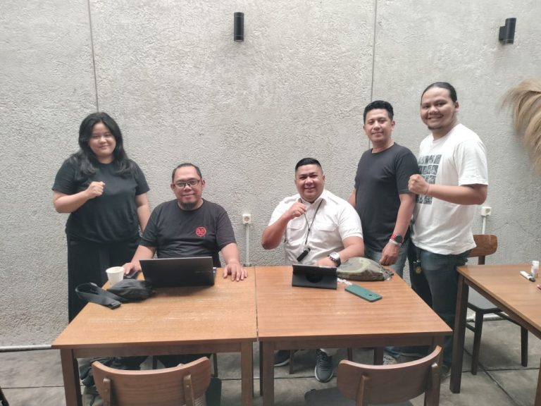 PAPDOMS GROUP Mengemas Satu Dekade FMP dalam Event Merah Putih Night Run 2025