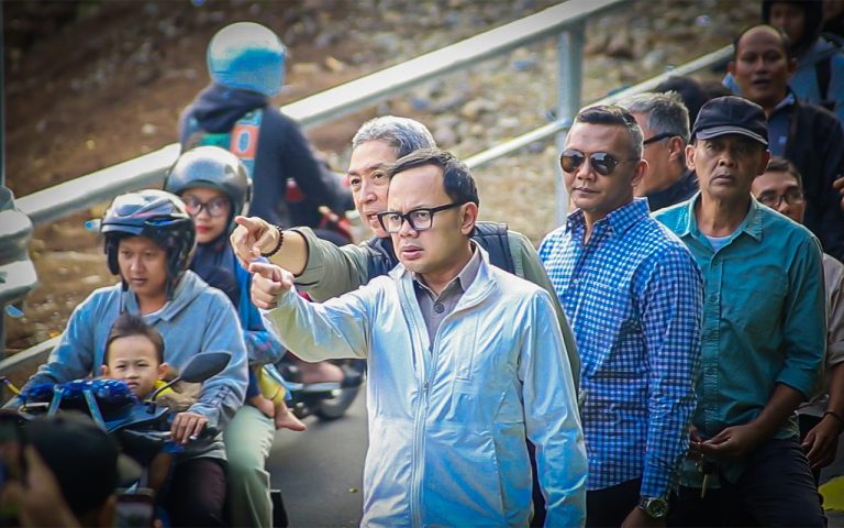 Dedie Rachim dan Bima Arya Tinjau Rencana Akses Baru Batutulis