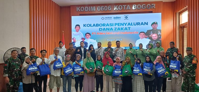 Dalam Rangka HUT ke 80 TNI, Kodim 0606/Kota Bogor Bersama PT. Adev dan Tazkia Bagikan 1.000 Sembako 