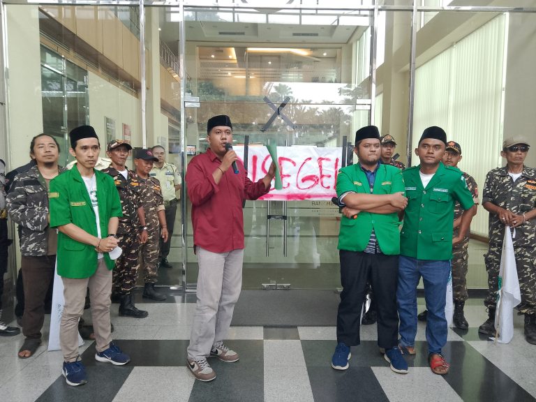 GP Ansor Serukan Aksi Boikot Bank Mega, Anak Perusahaan Trans Corp