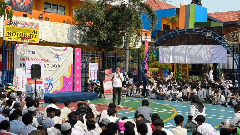 Indosat Perkenalkan Inisiatif Kios Model Pembelajaran Berbasis Praktik Bagi Siswa SMK