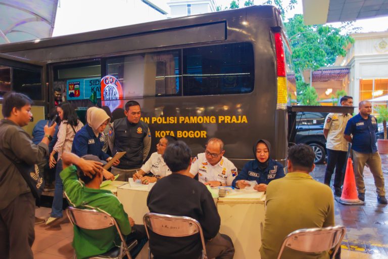 Sidak KTR di Botani Square, Pemkot Bogor Tegaskan Komitmen Penegakan Perda