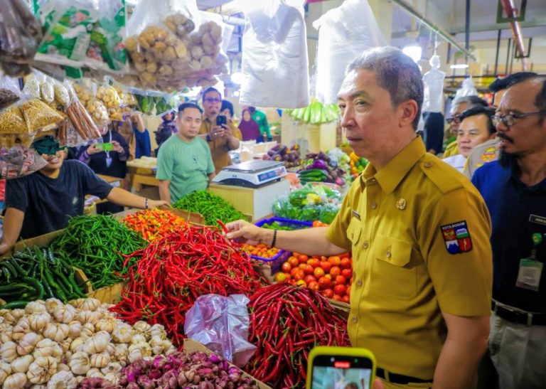 Jelang Akhir Tahun, Harga Cabai Rawit Hijau dan Telur di Pasar Jambu Dua Alami Kenaikan Harga