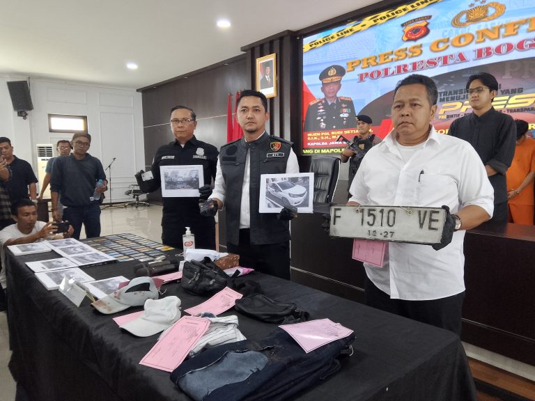 Polisi Bongkar Sindikat Ganjal ATM di Bogor, Korban Rugi Rp210 Juta