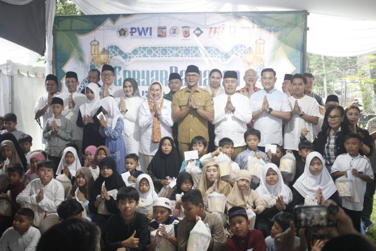 PWI Kota Bogor Santuni 200 Yatim dan Dhuafa, Momentum Perkuat Sinergi Antar Lembaga